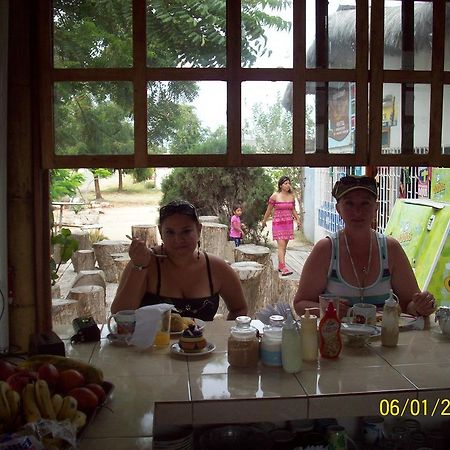 Hostal Camping Beach Salinas  Luaran gambar