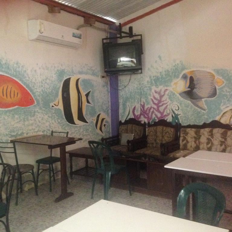 Hostal Camping Beach Salinas  Luaran gambar