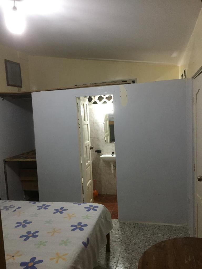 Hostal Camping Beach Salinas  Luaran gambar